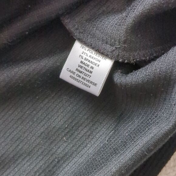 Elle Rib Knit Black Skirt Size S - Picture 4 of 7